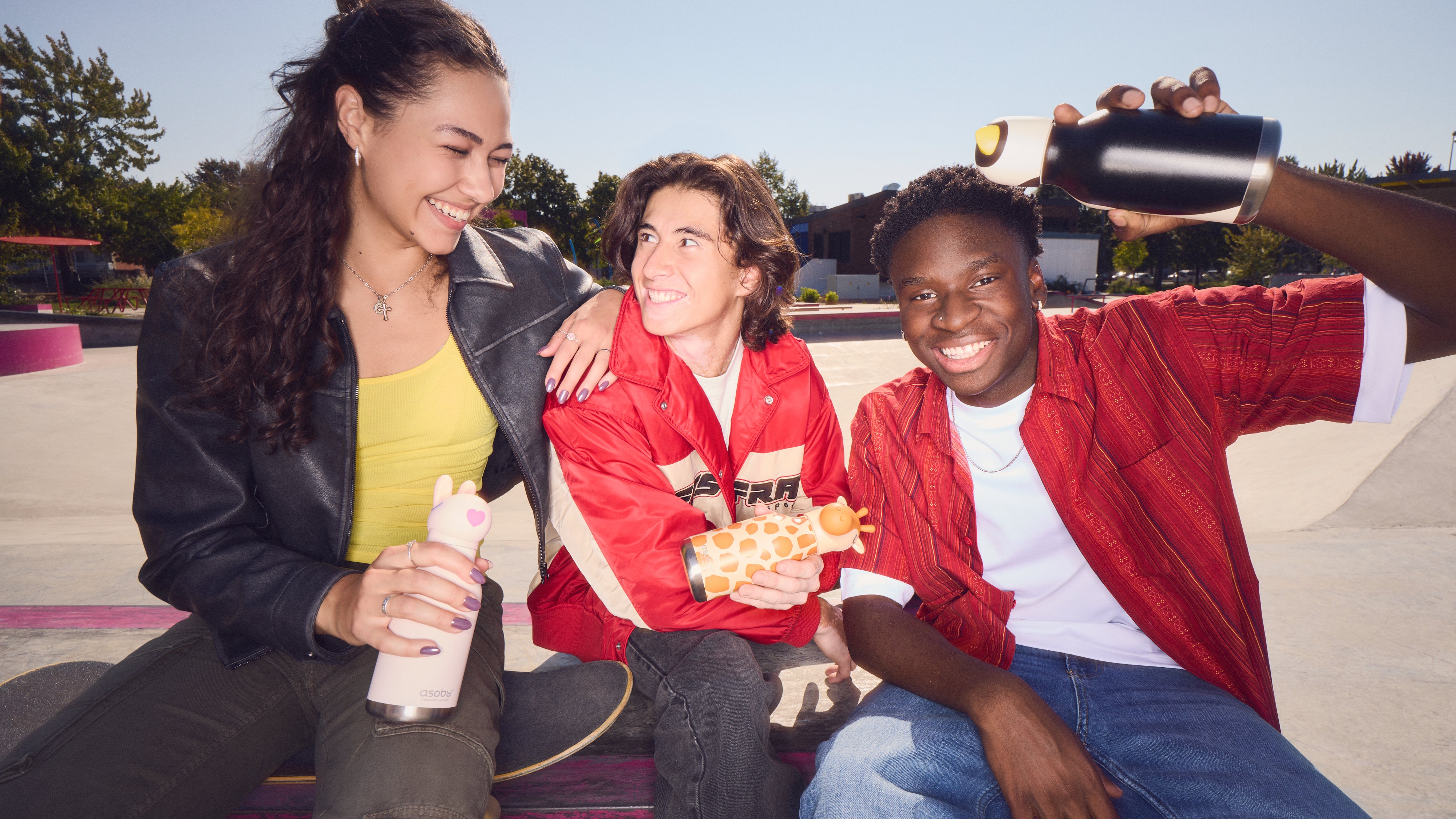 Butelka termiczna ze słomką Bestie Asobu – Pingwin 460 ml