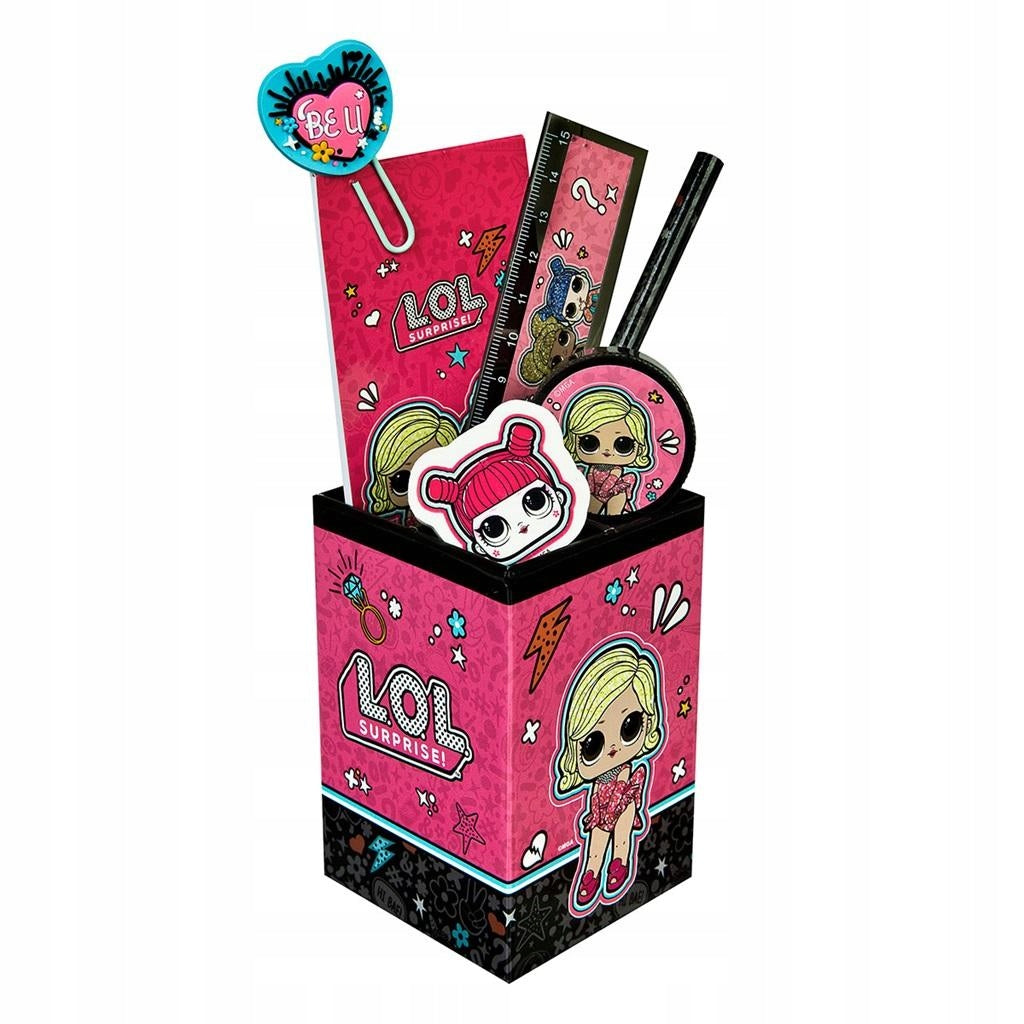 Der Schreibtisch-Organizer LOL Surprise in rosa mit Charakteren und Schulmaterialien.