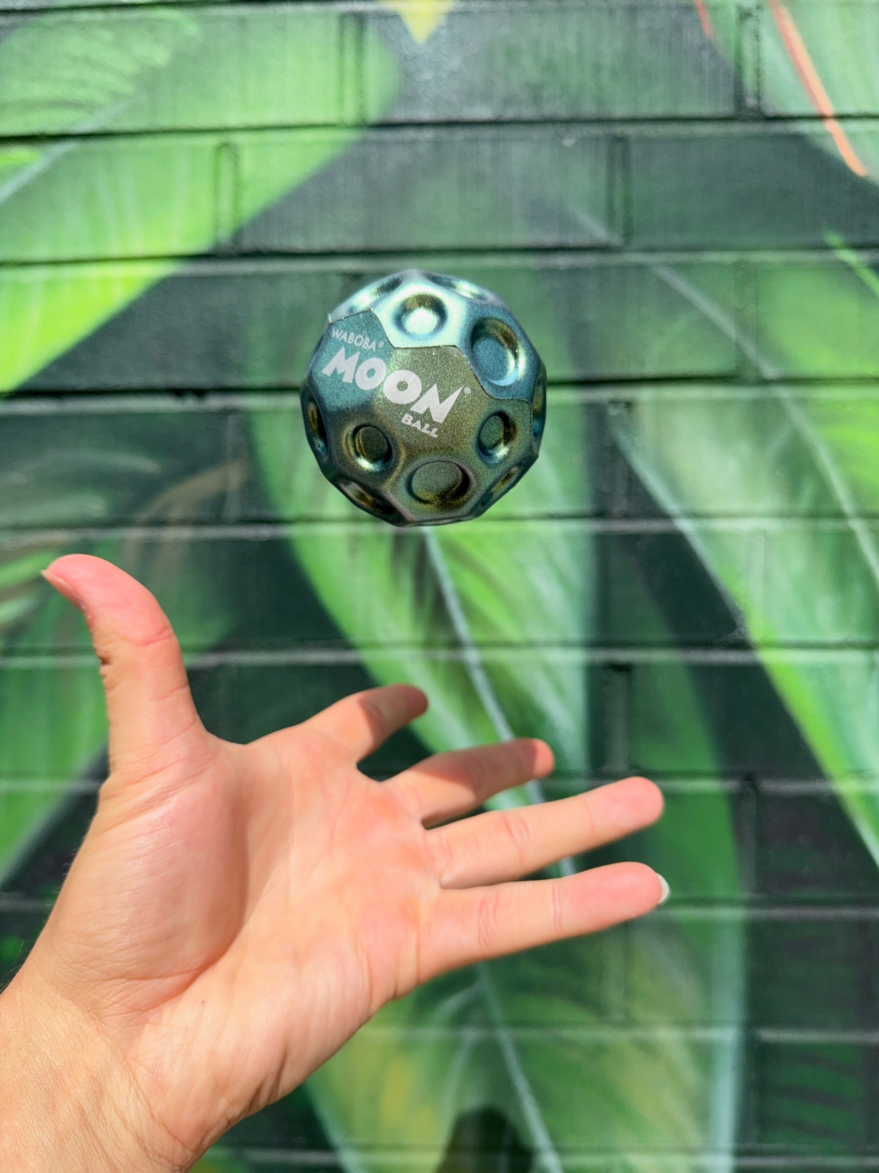 Piłeczka Waboba® Metallic Moon ball