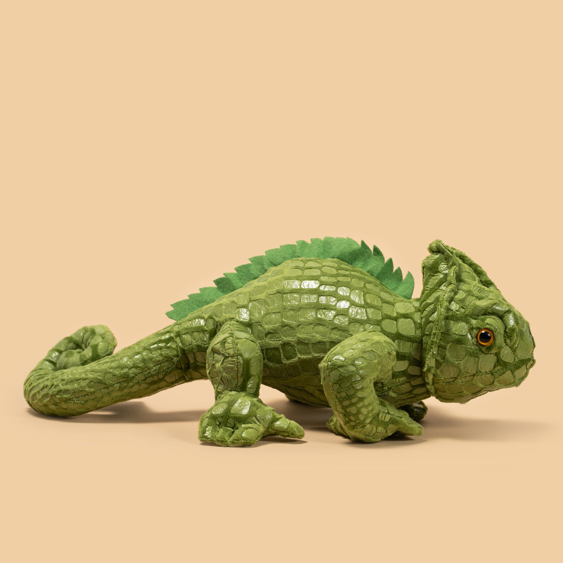 Pluszak kameleon Wild Planet w zielonym kolorze z teksturą przypominającą łuski