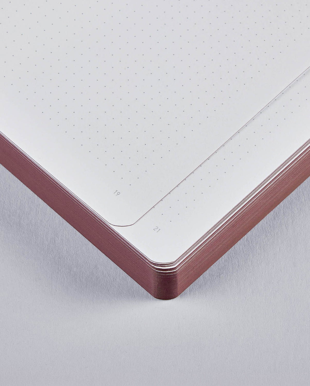 nuuna Graphic L Notebook – Feel The Spark