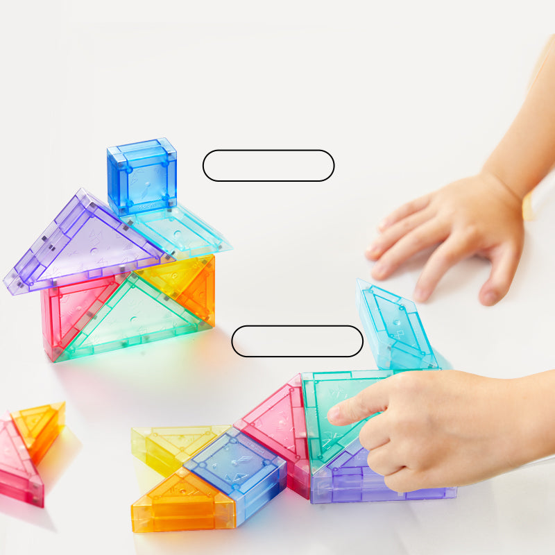 Kolorowy magnetyczny tangram 3D Yamann do układania figur przestrzennych na białym tle