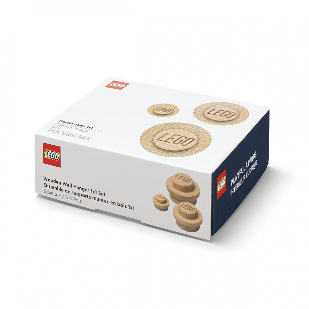 drewniane wieszaki LEGO w zestawie 1x1 od BV JACOB COMPANY na białym tle