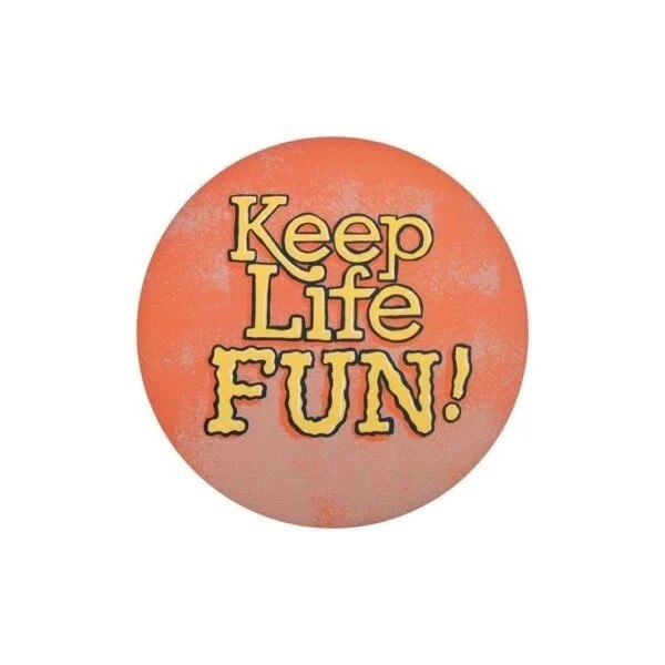 Pomarańczowy frisbee Waboba Wingman z napisem Keep Life Fun do aktywnej zabawy na świeżym powietrzu
