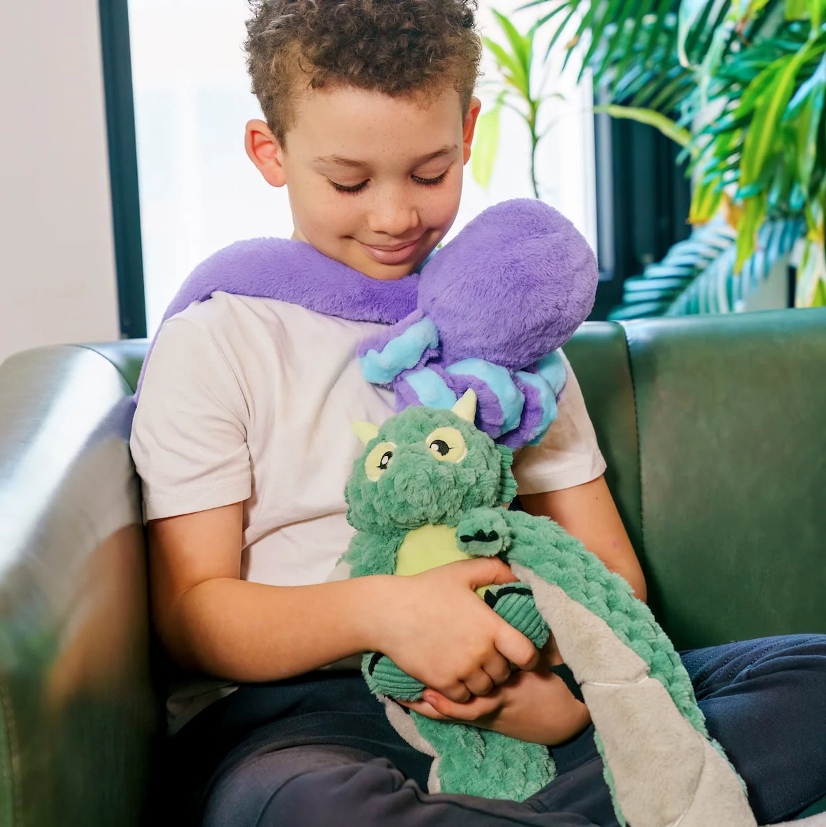 Weighted plush toy Hugimals - Dragon Zephyr