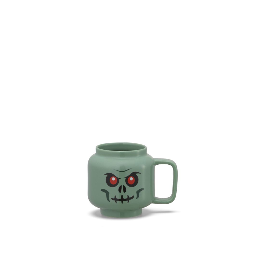 Kubek LEGO zombie w zielonym kolorze z motywem czaszki i czerwonymi oczami od BV JACOB COMPANY