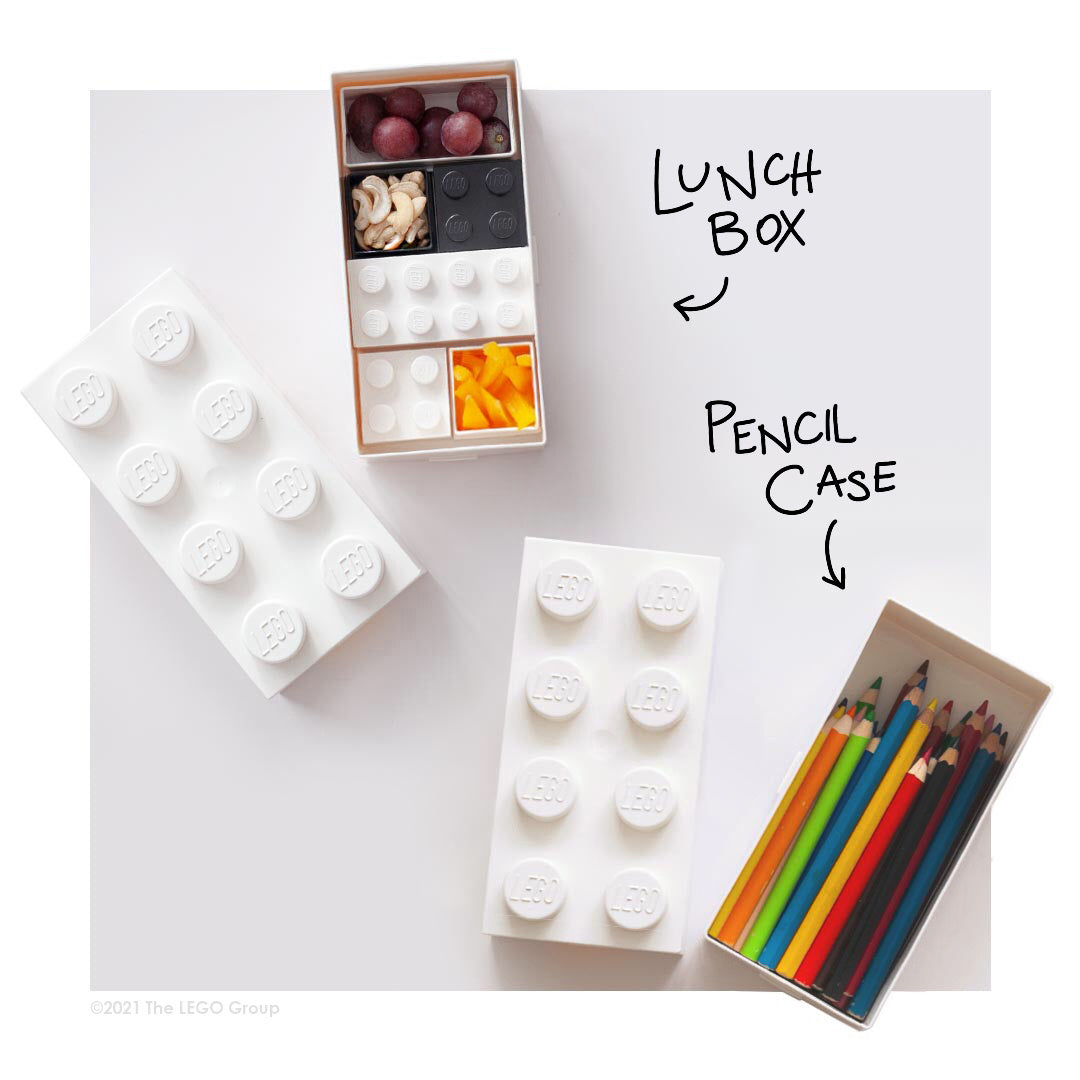 Lunchbox klocek LEGO w białym kolorze z przegródkami na przekąski i piórnik na kolorowe kredki