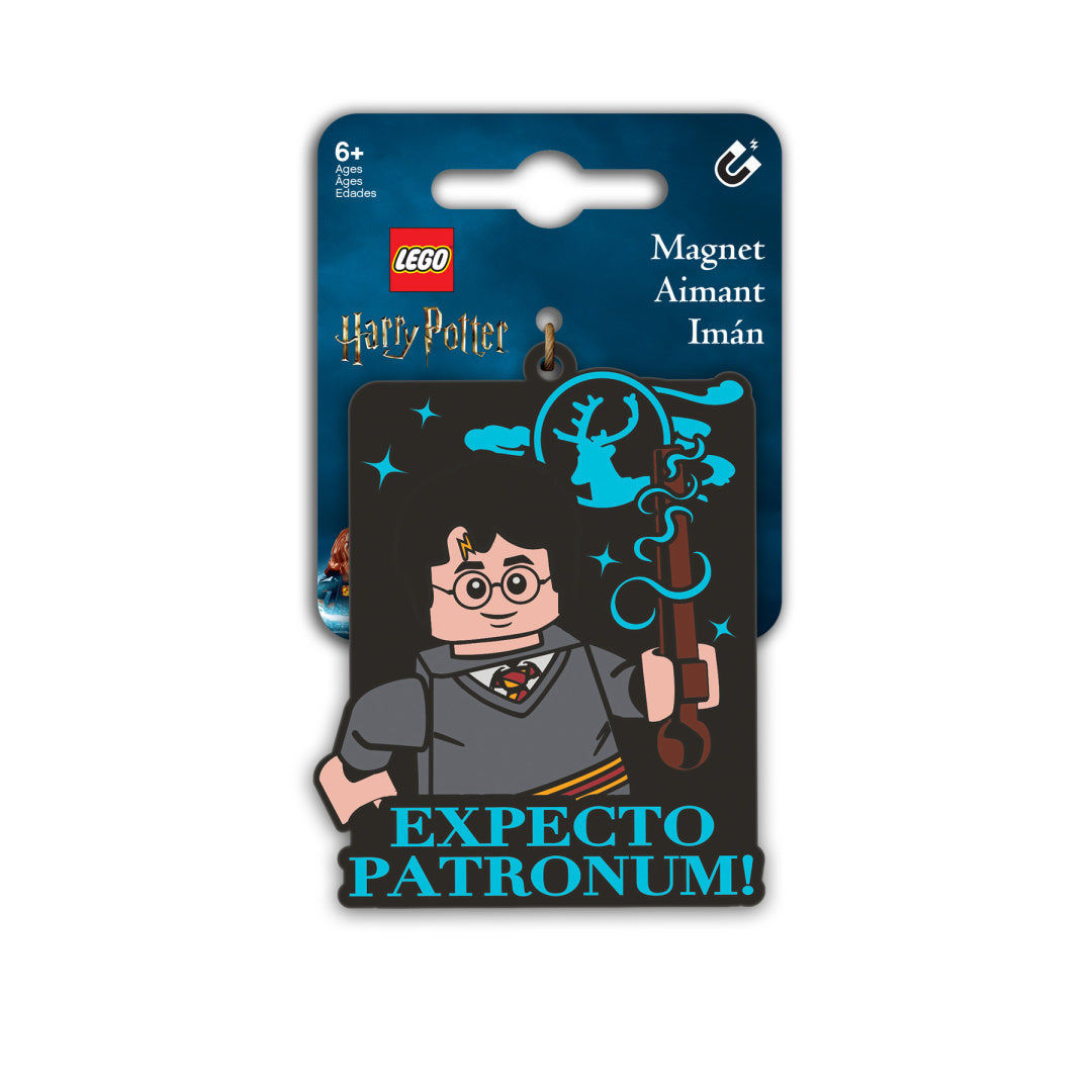 Czarny magnes Harry Potter LEGO z grafiką postaci i napisem Expecto Patronum