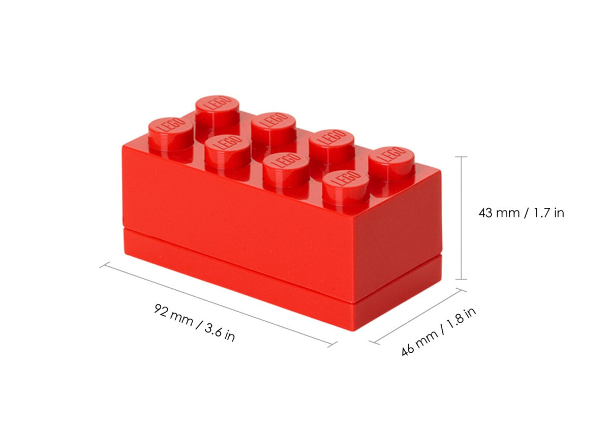 Czerwone minipudełko LEGO 8 od BV JACOB COMPANY w kształcie klocka z wymiarami