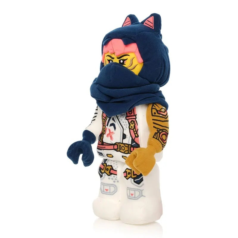 Pluszak LEGO Ninjago Sora w stroju ninja z kapturkiem i detalami tatuaży