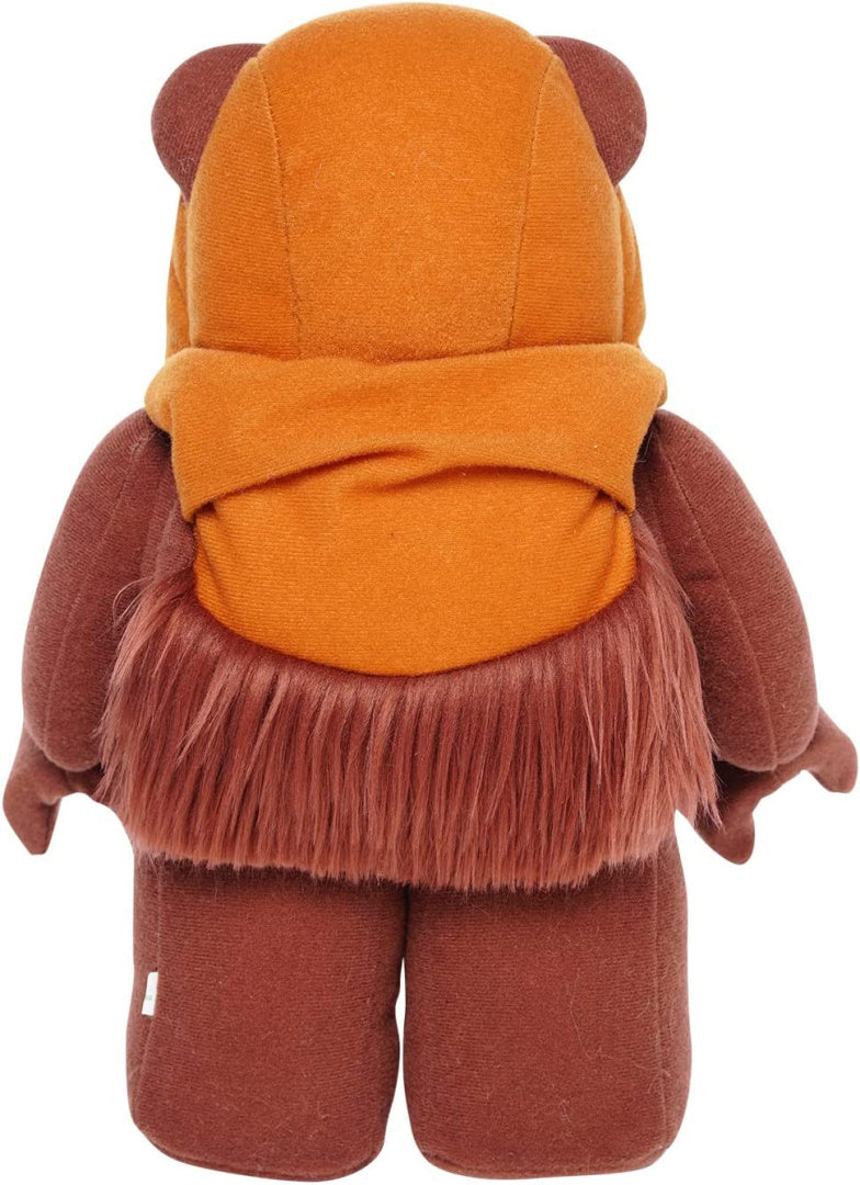 Pluszak LEGO Star Wars Ewok z miękkim brązowym futerkiem i pomarańczowym kapturem widok z tyłu