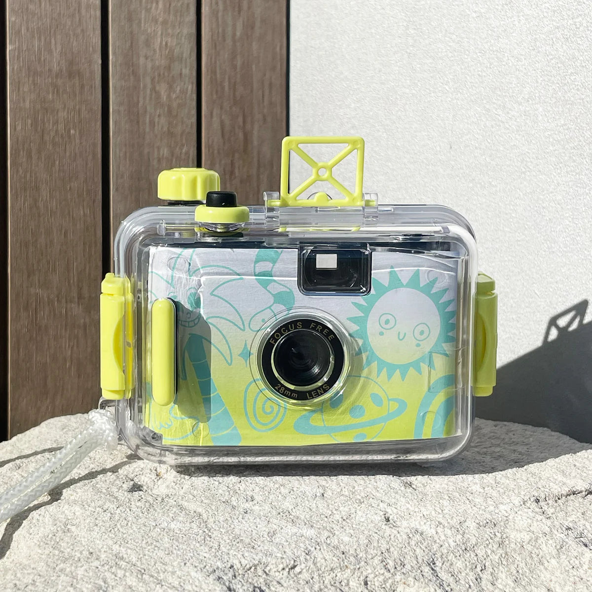 Sunny Life podwodny aparat analogowy 35 mm w przezroczystej obudowie z żółtymi elementami