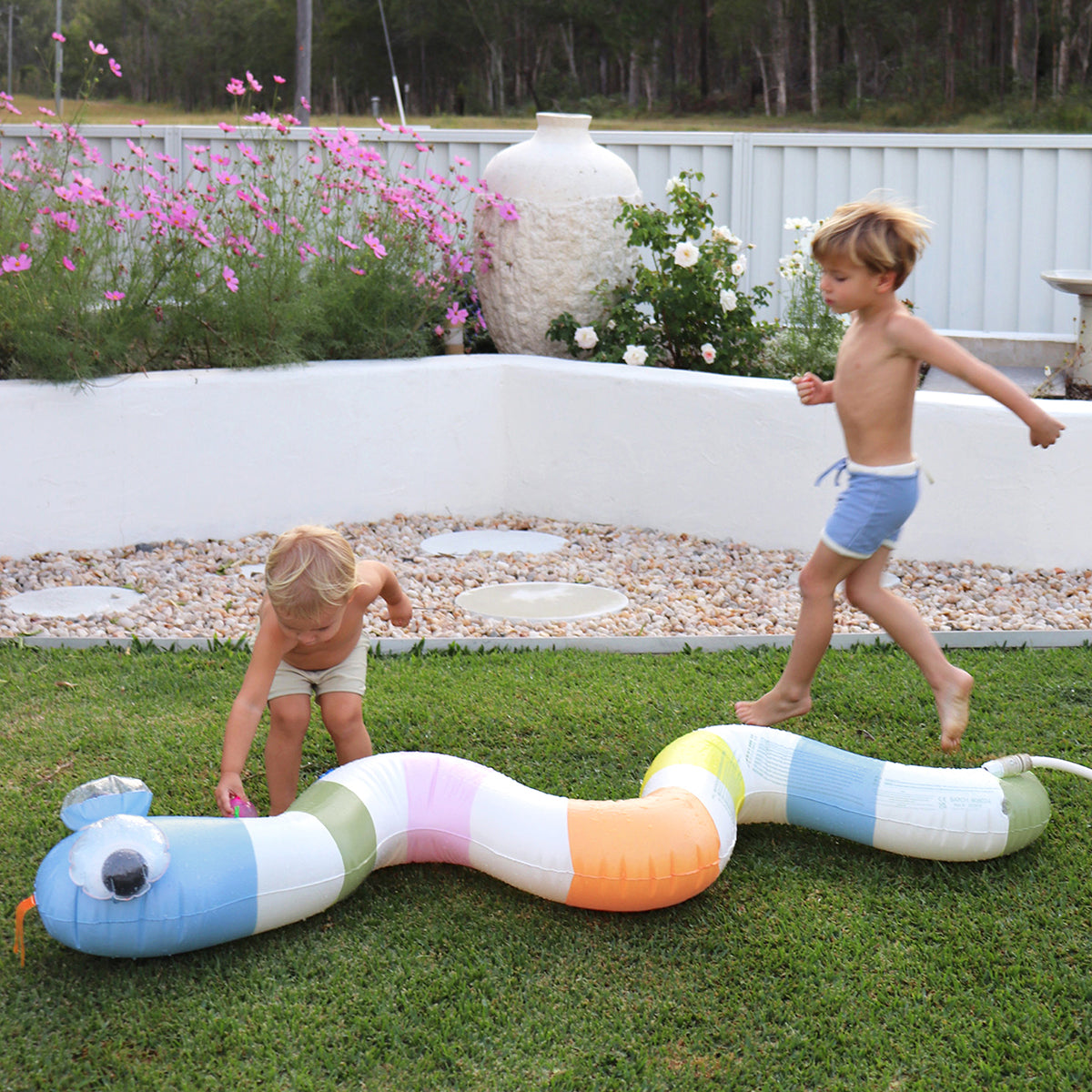 Rociador inflable – Into the Wild
