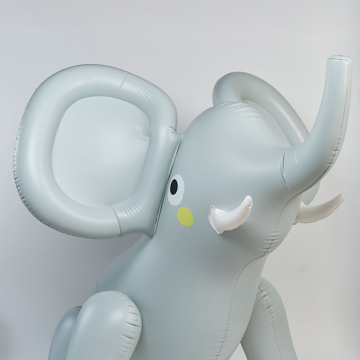 Dmuchany zraszacz gigant – Eli the Elephant