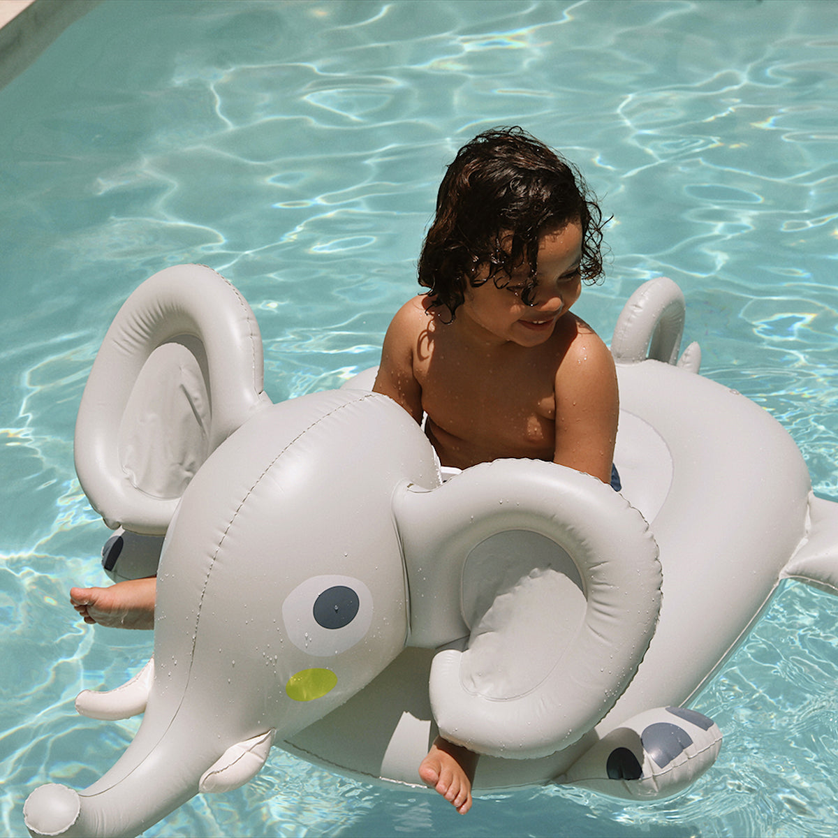 Vehículo acuático inflable – Eli the Elephant