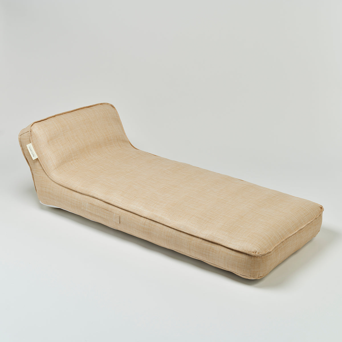 Luxe Lounger – Tierra Rattan